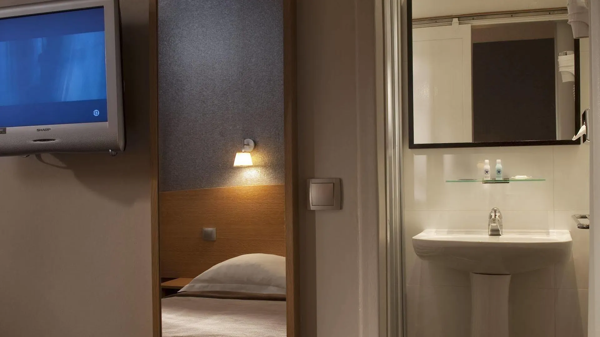 Best Western Hotel Acadie Paris Nord Villepinte Tremblay-en-France 3*,  Frankreich